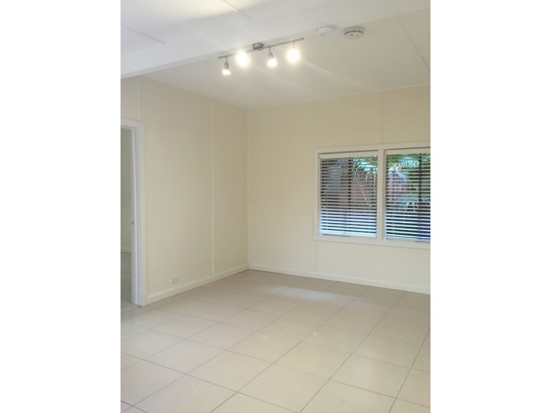 1/718 Pacific Parade, Currumbin QLD 4223