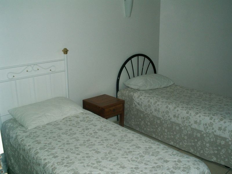 11E/828 Pacific Parade, Currumbin QLD 4223