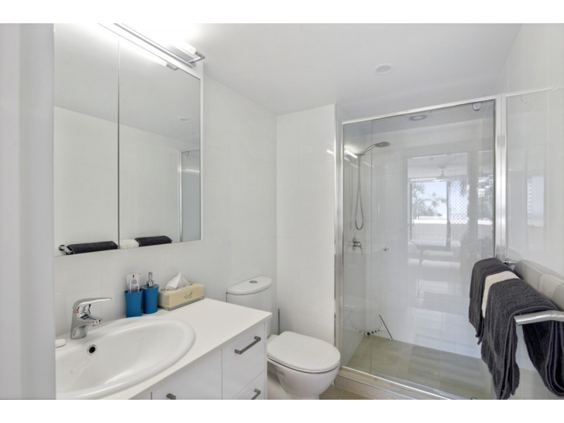 1F/828 Pacific Parade, Currumbin QLD 4223