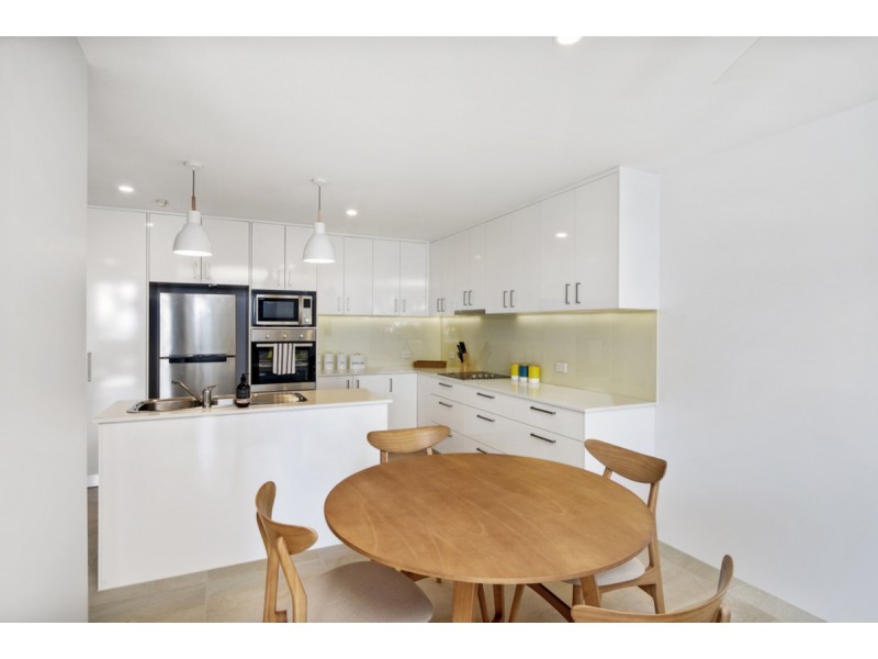 1F/828 Pacific Parade, Currumbin QLD 4223