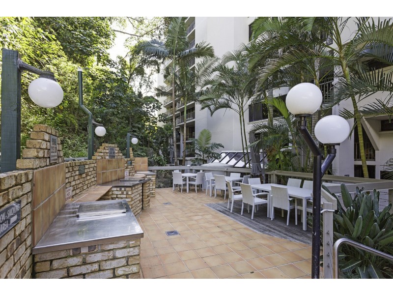1F/828 Pacific Parade, Currumbin QLD 4223