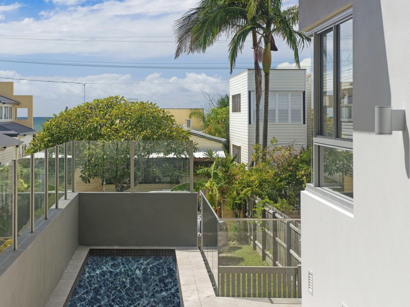 1/810 Pacific Parade, Currumbin QLD 4223