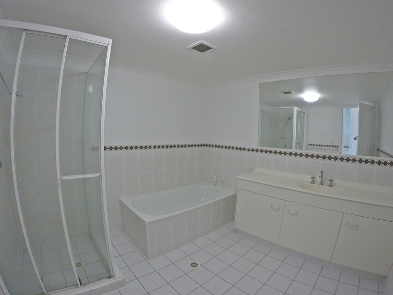 2/6 Tomewin Street, Currumbin QLD 4223
