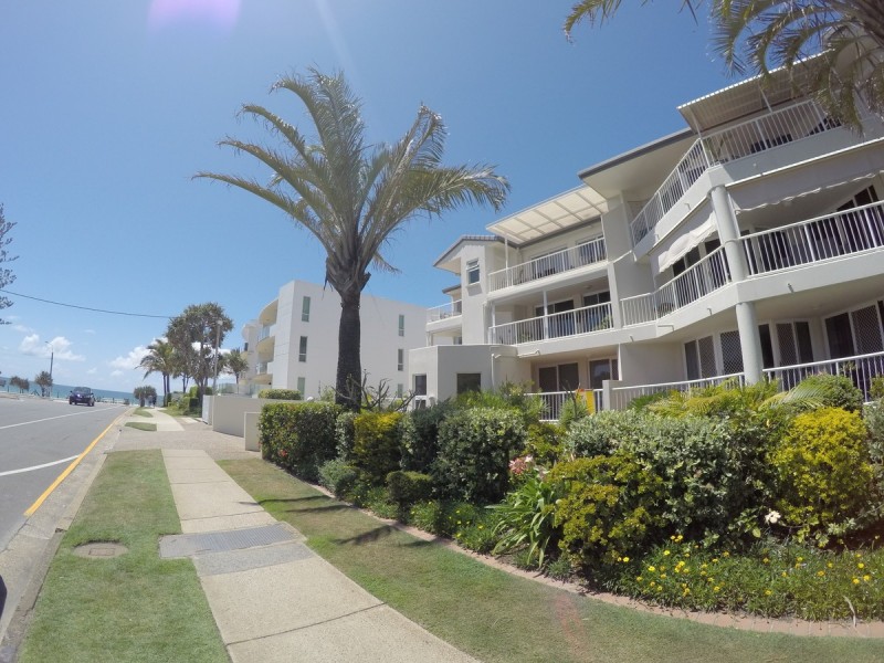 2/6 Tomewin Street, Currumbin QLD 4223
