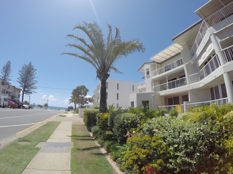 2/6 Tomewin Street, Currumbin QLD 4223