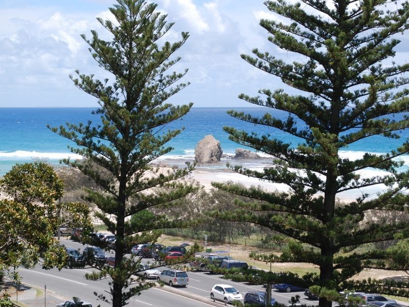 6A/828 Pacific Parade, Currumbin QLD 4223