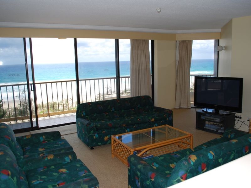 6A/828 Pacific Parade, Currumbin QLD 4223