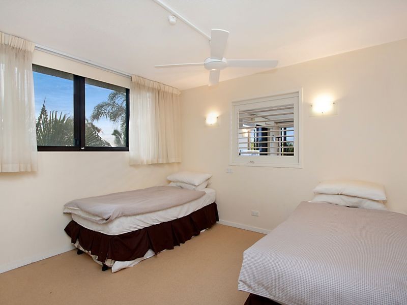 W5/828 PACIFIC PARADE, Currumbin QLD 4223
