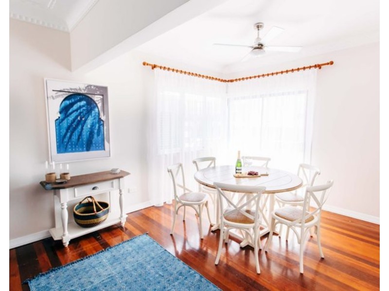 5 Dutton Street, Coolangatta QLD 4225