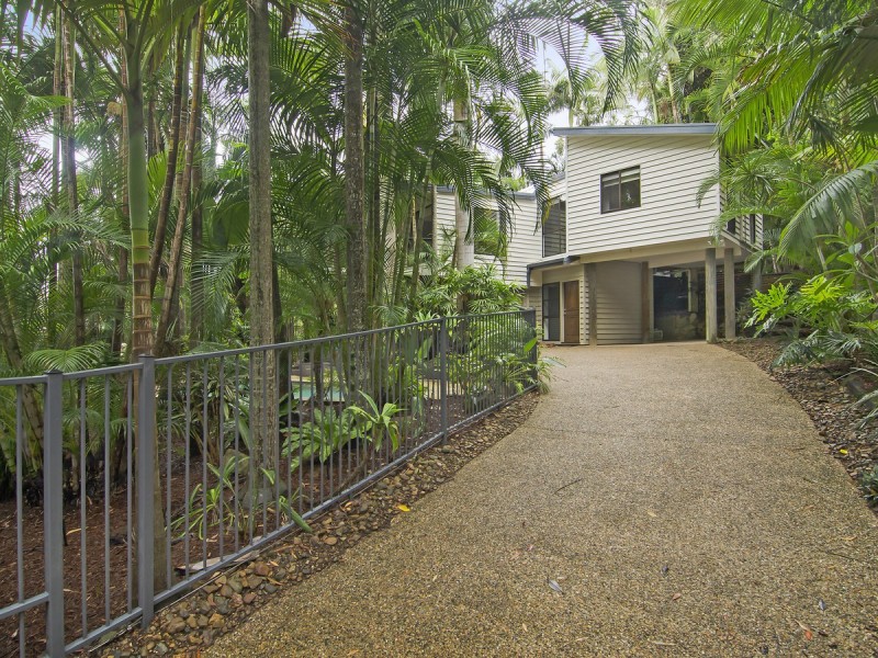 6 Fernleigh Court, Currumbin QLD 4223