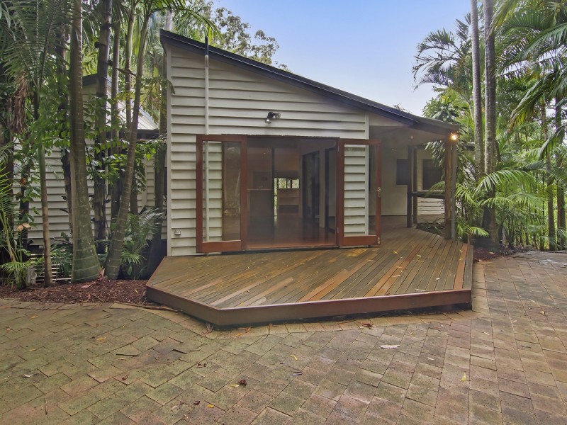 6 Fernleigh Court, Currumbin QLD 4223