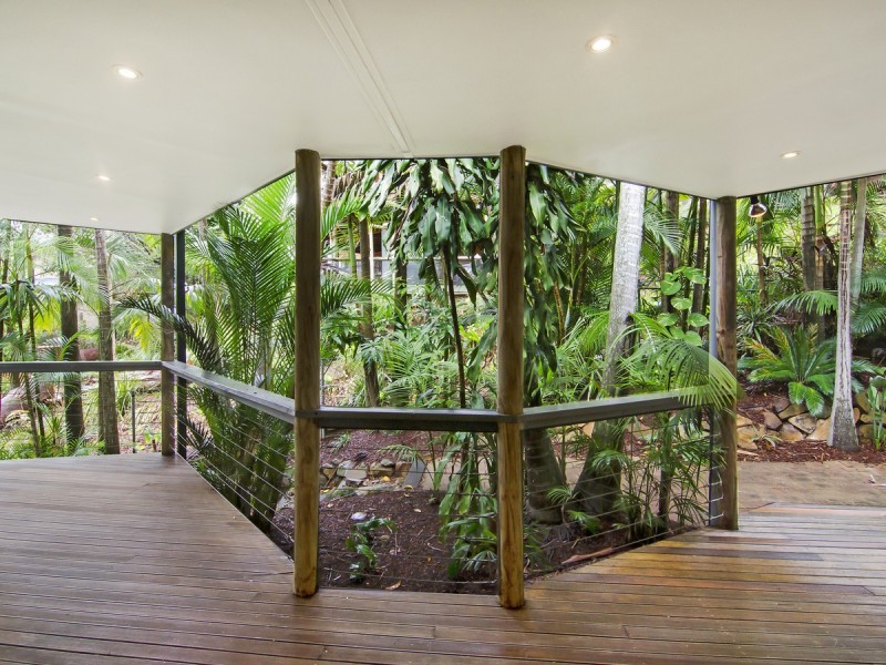 6 Fernleigh Court, Currumbin QLD 4223