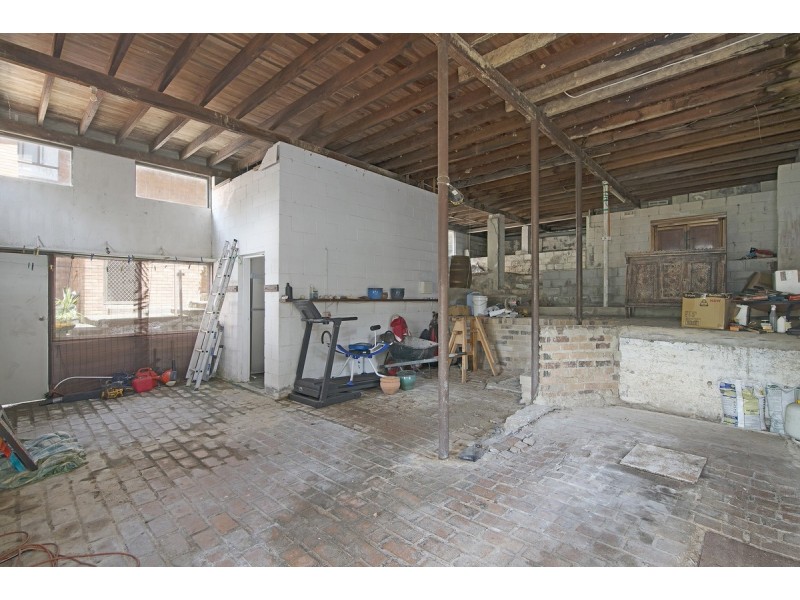 16 Regent Street, Currumbin QLD 4223