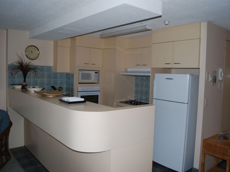 4E/828 Pacific Parade, Currumbin QLD 4223