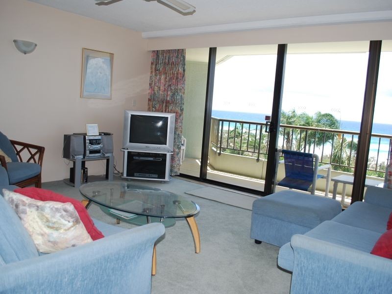4E/828 Pacific Parade, Currumbin QLD 4223