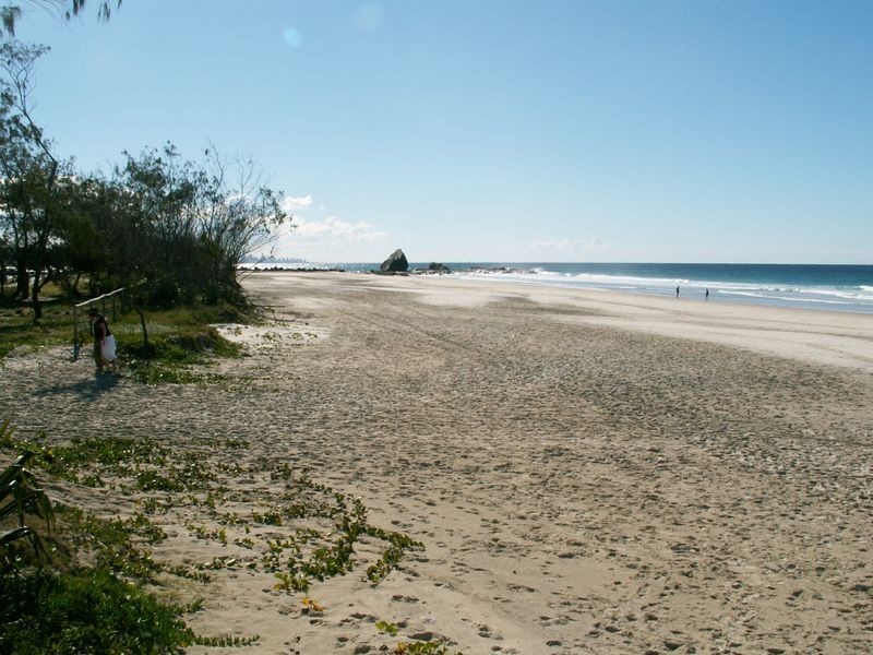 W5/828 Pacific Parade, Currumbin QLD 4223