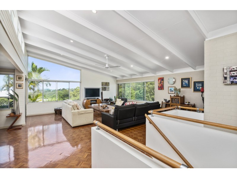 56 Crest Drive, Currumbin QLD 4223