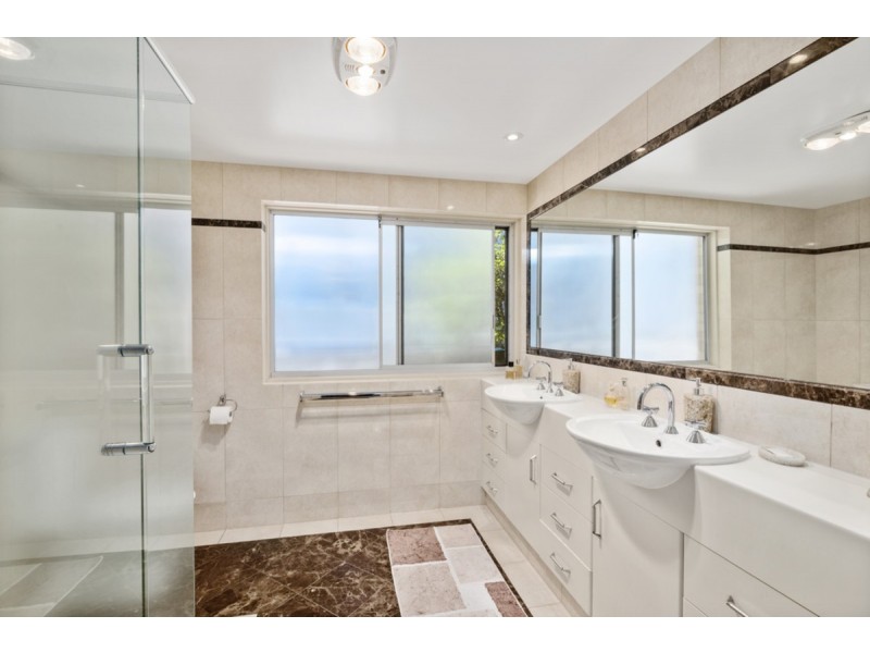 56 Crest Drive, Currumbin QLD 4223