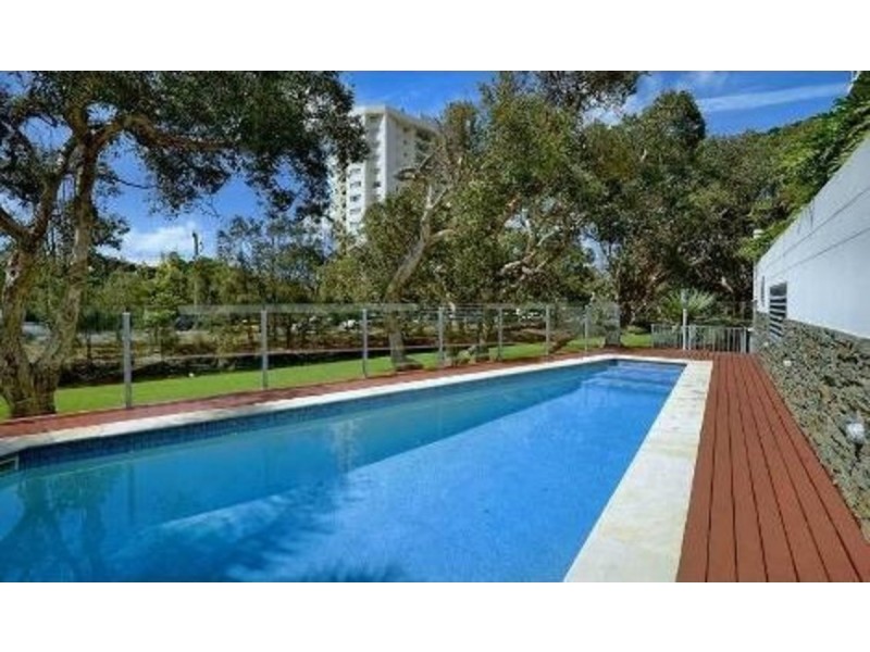 9/9 South Street, Kirra QLD 4225