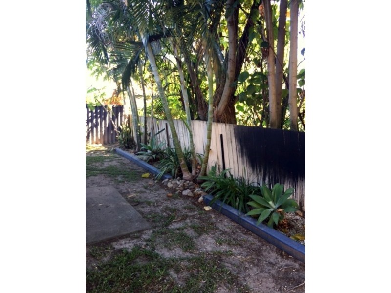 2/6 Chaffey Street, Tugun QLD 4224