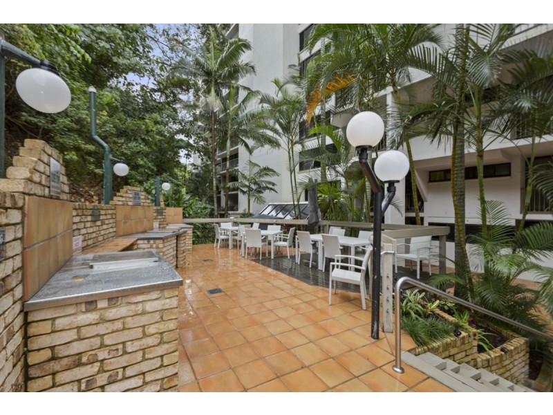 1i/828 Pacific Parade, Currumbin QLD 4223