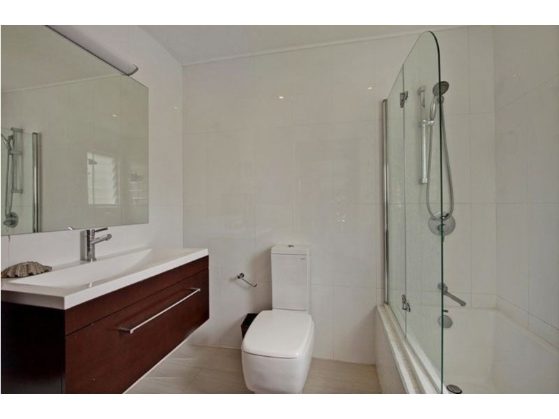 2/5 Wagawn Street, Tugun QLD 4224