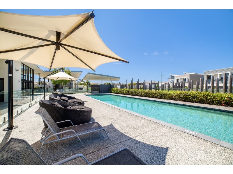 117/2 Inland Drive, Tugun QLD 4224