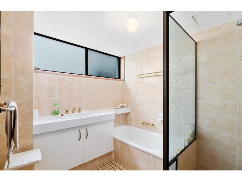 7/4 Hooper Drive, Currumbin QLD 4223