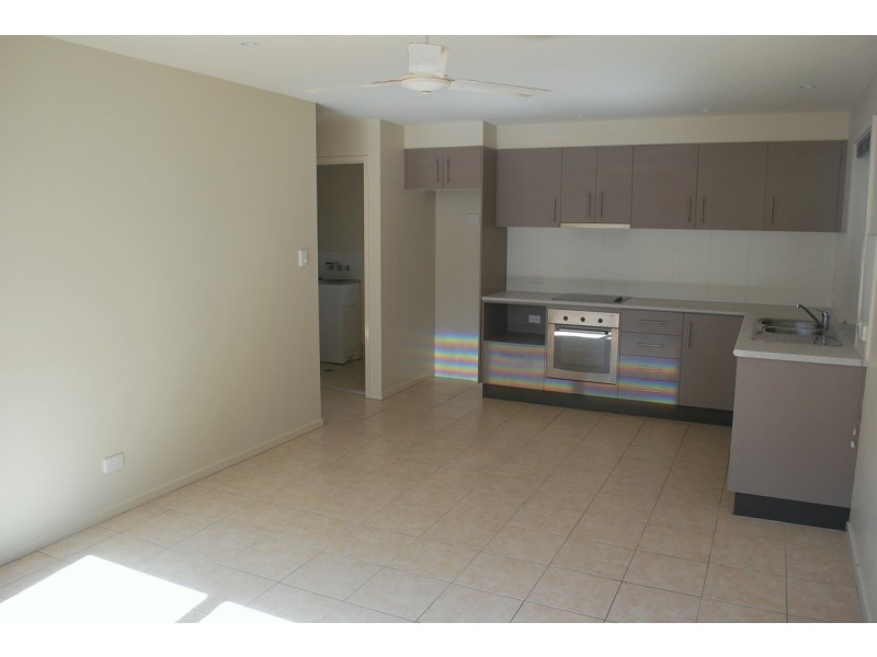 2/818 Pacific Parade, Currumbin QLD 4223