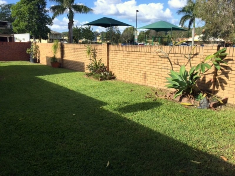 4 Clives Circuit, Currumbin Waters QLD 4223