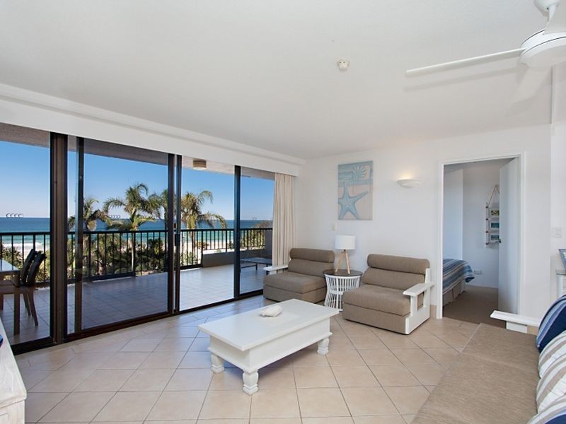 3B/828 Pacific Parade, Currumbin QLD 4223