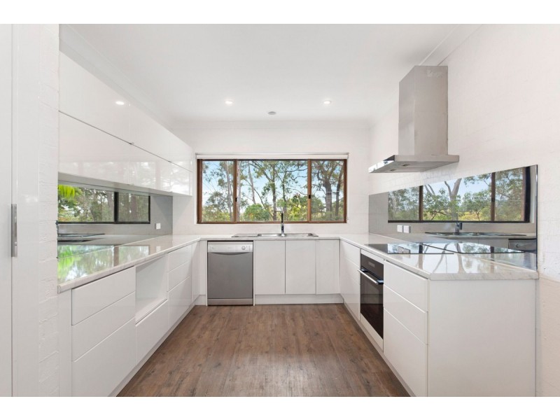 92 Illawarra Crescent, Tugun QLD 4224