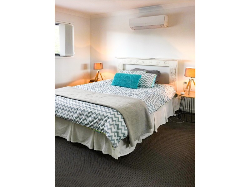 2/19 Rees Court, Elanora QLD 4221