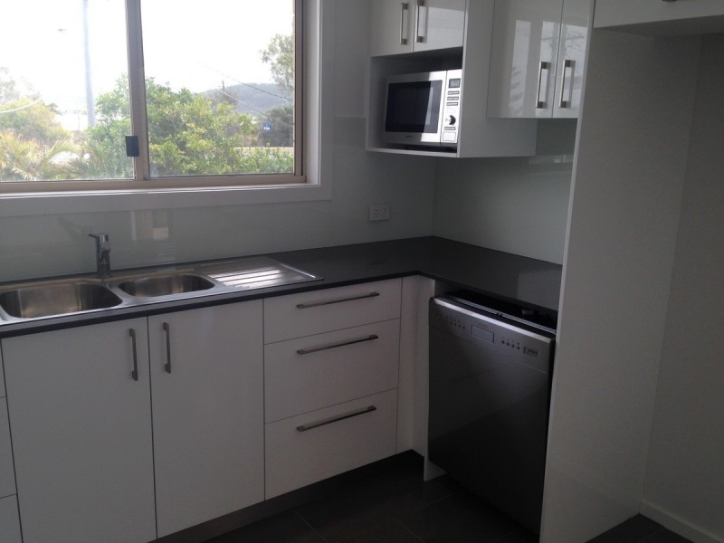 8/293 Golden Four Drive, Bilinga QLD 4225