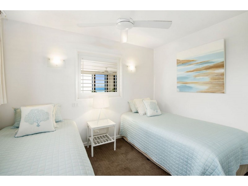 W5/828 Pacific Parade, Currumbin QLD 4223