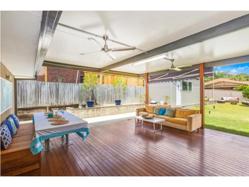5 Sawtell Drive, Currumbin Waters QLD 4223