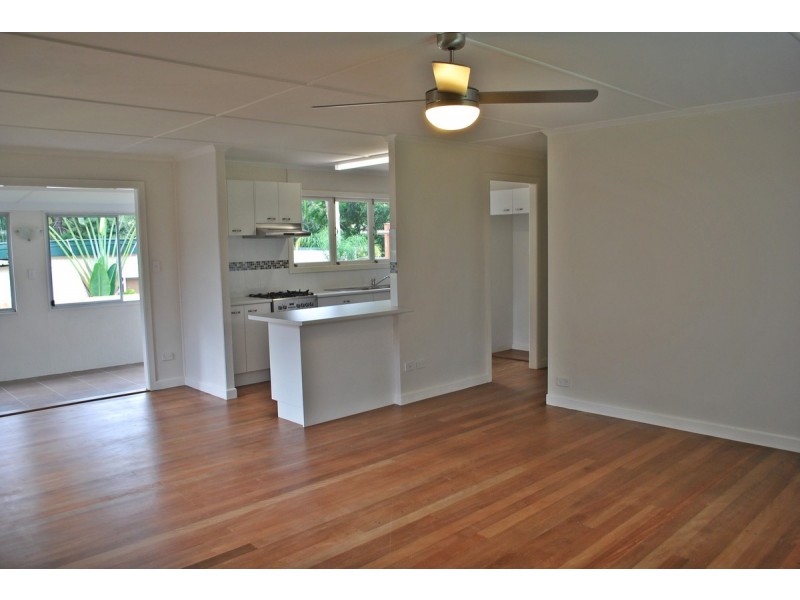 484 Currumbin Creek Road, Currumbin QLD 4223