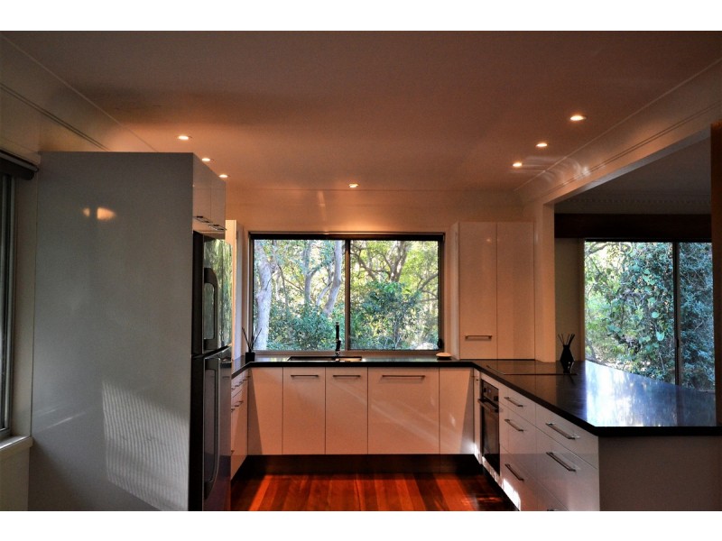 9 Chambers Lane, Currumbin QLD 4223