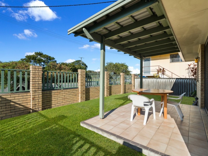 1/4 Chaffey Street, Tugun QLD 4224