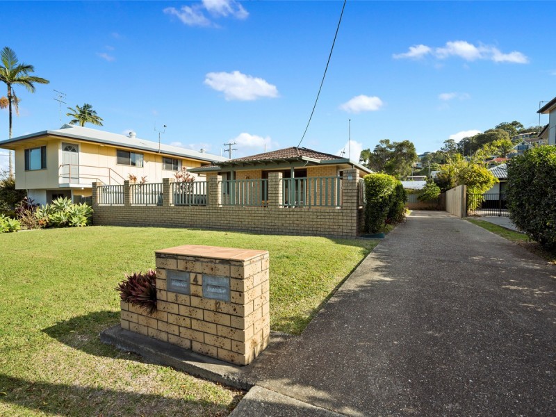 1/4 Chaffey Street, Tugun QLD 4224