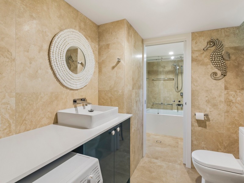 7C/828 Pacific Parade, Currumbin QLD 4223