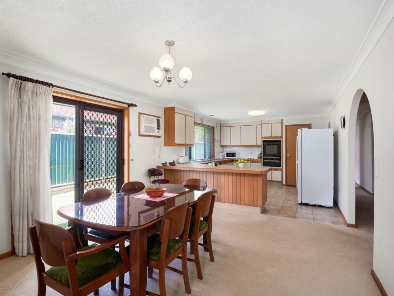 130 K P McGrath Drive, Elanora QLD 4221