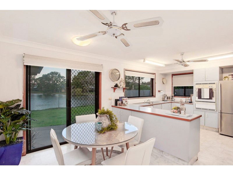 19 Tahiti Avenue, Palm Beach QLD 4221