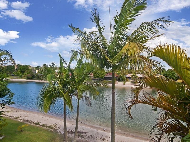 172/2 Coolgardie Street, Elanora QLD 4221