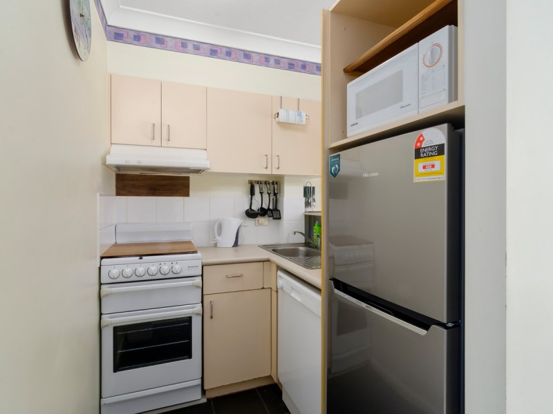 213/92 Musgrave Street, Kirra QLD 4225