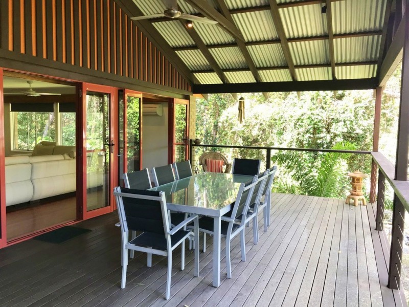 9 Chambers Lane, Currumbin QLD 4223