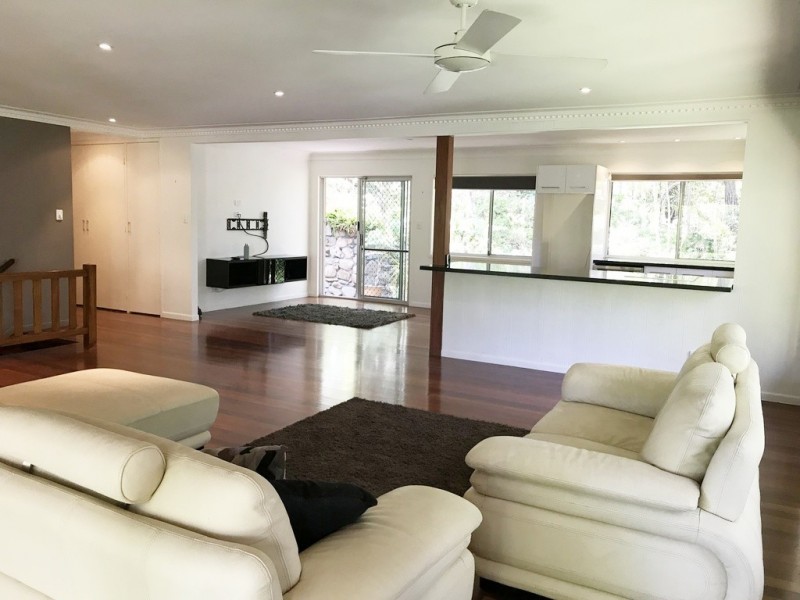 9 Chambers Lane, Currumbin QLD 4223