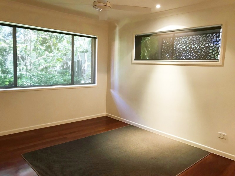 9 Chambers Lane, Currumbin QLD 4223