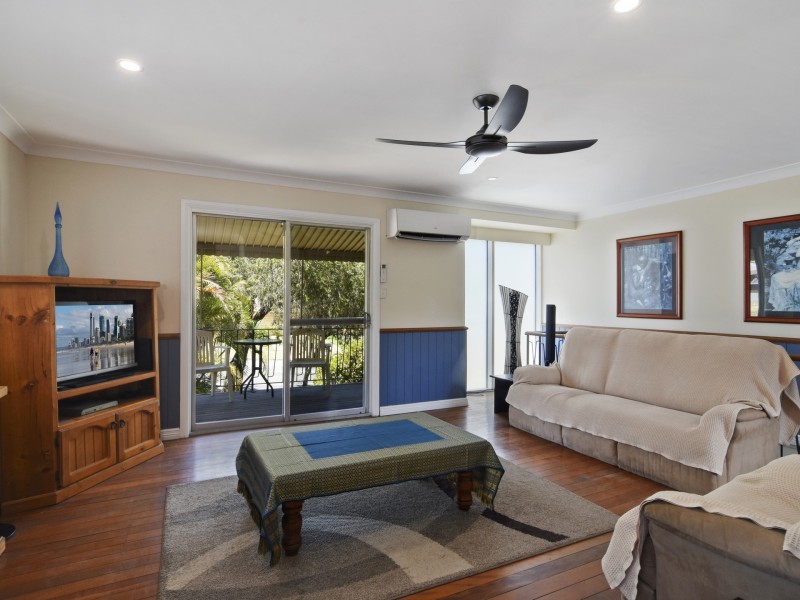 45 Shirley Street, Southport QLD 4215