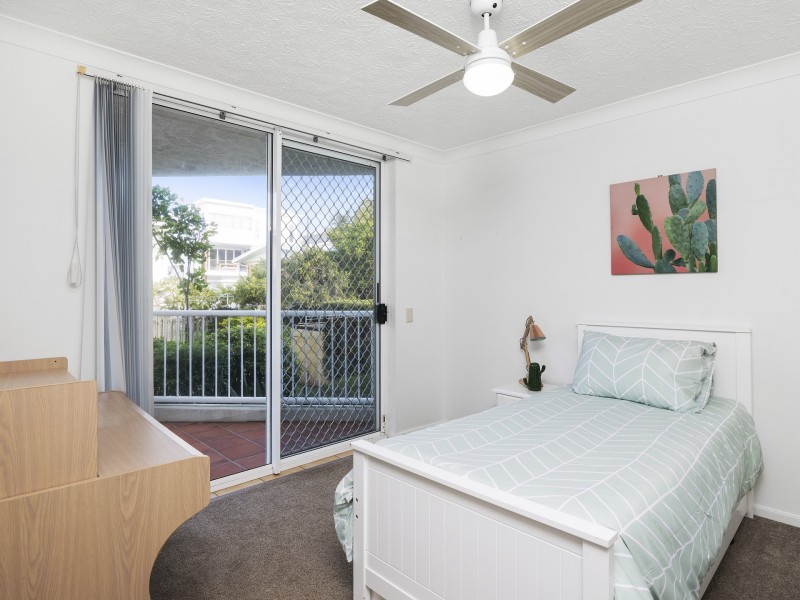 2/6 Tomewin Street, Currumbin QLD 4223